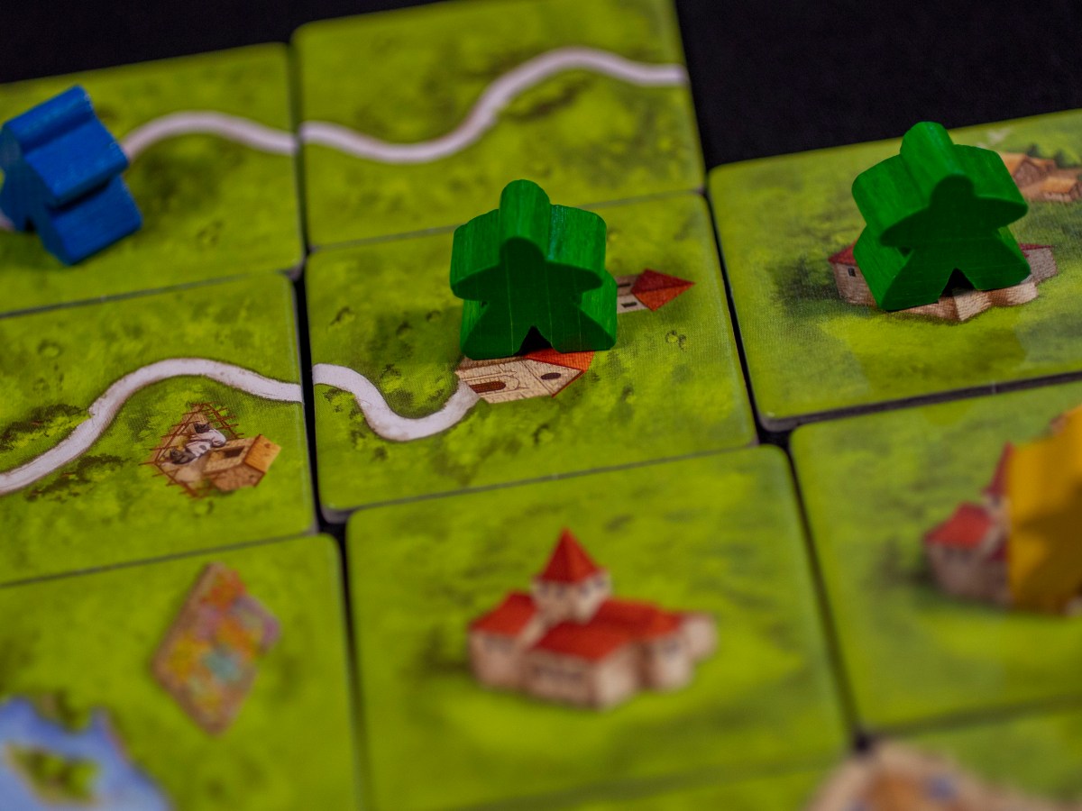 Carcassonne in about 3 minutes